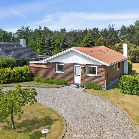 Hébergement de vacances Onni - 1km From The Sea By Interhome *