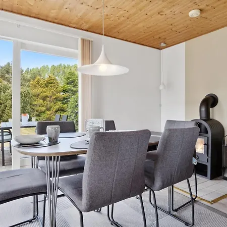펜션 Onni - 1km From The Sea By Interhome *
